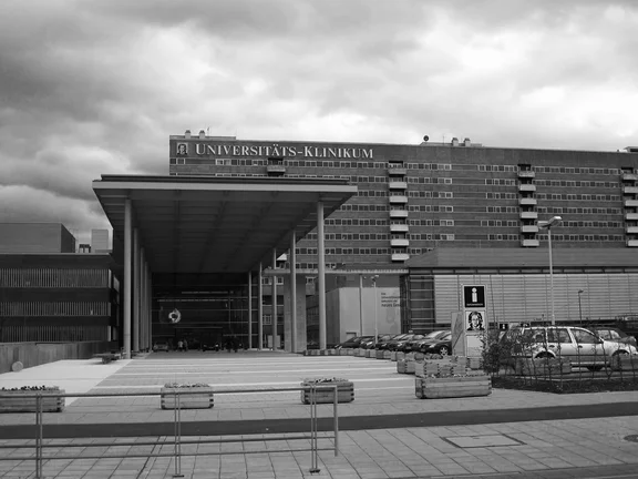 Universitäts-Klinikum, Frankfurt